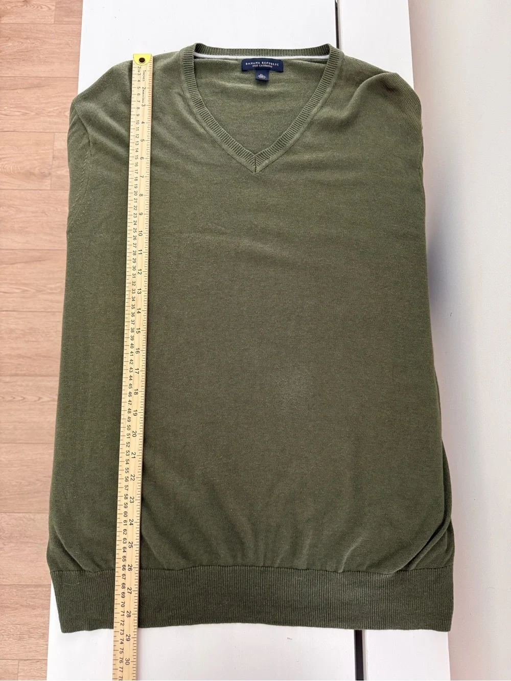 Banana Republic Silk Cashmere Olive V Neck Sweater XL